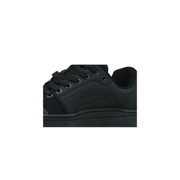 RIDE CONCEPTS Livewire Youth Black 4